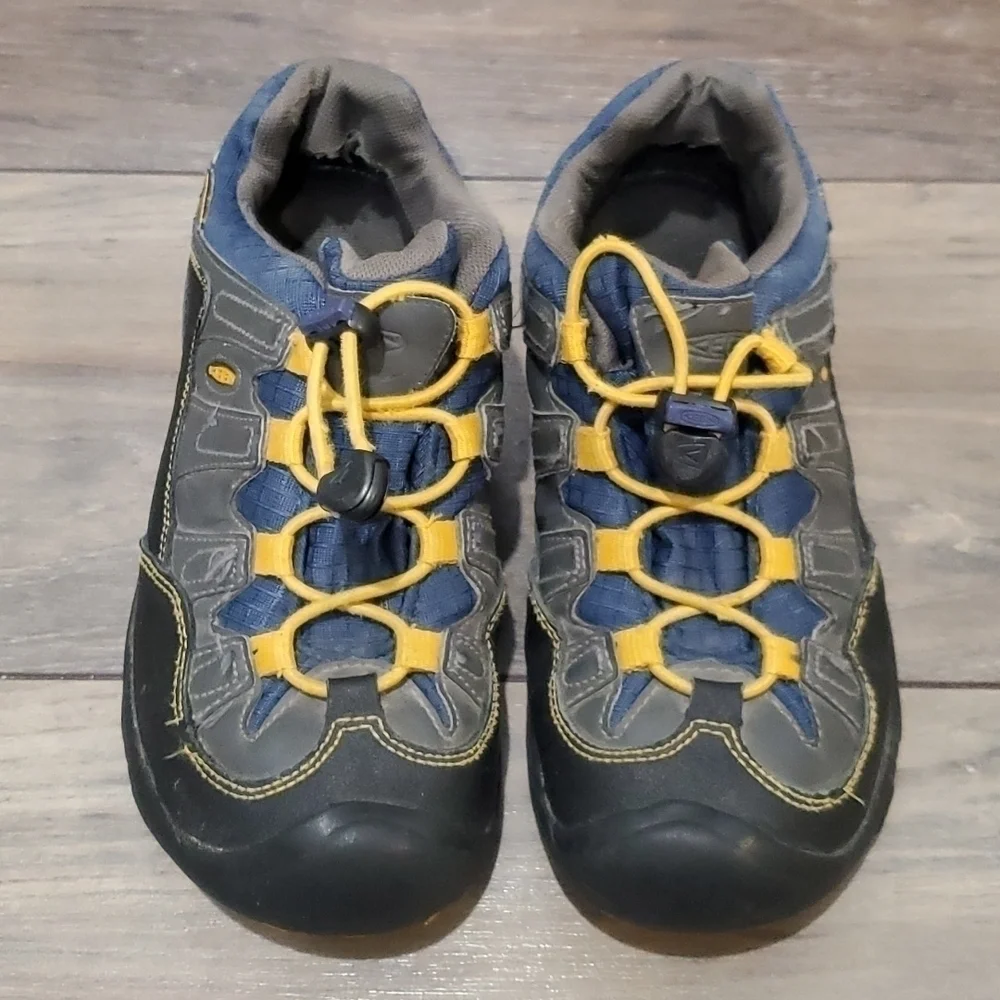 Keen Mens Outdoor Hiking Sneakers Shoes sz 5